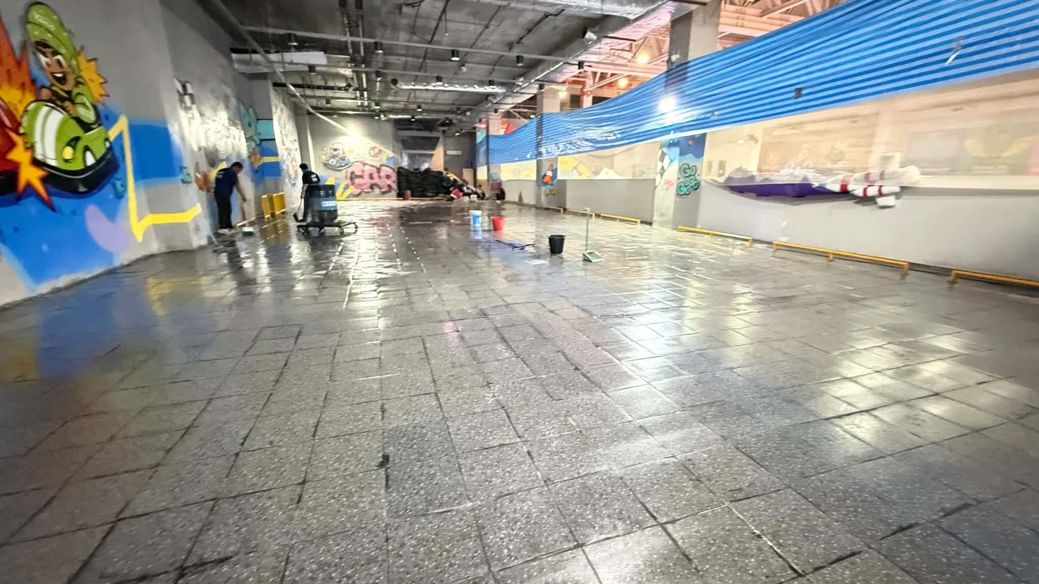 เครื่องขัดล้างพื้นในงานพื้นที่ขนาดใหญ่ หาดใหญ่